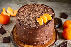Блинный торт с бананами и шоколадом