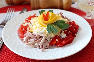 Салат с кальмарами помидорами и перцем