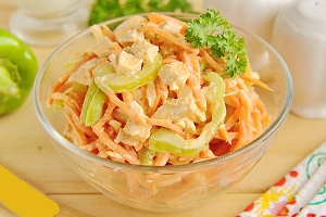 Салат с корейской морковкой и курицей