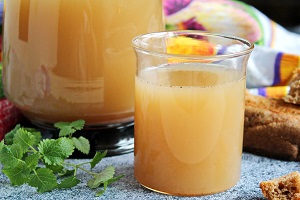 Квас из молочной сыворотки
