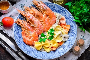 Паста с креветками и сыром
