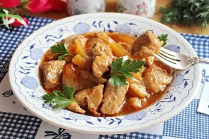 Свинина с ананасами