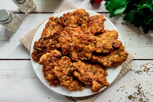Куриные оладьи с грибами