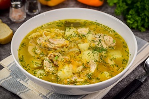 Суп Затируха с курицей на яйцах