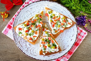 Елочки из лаваша