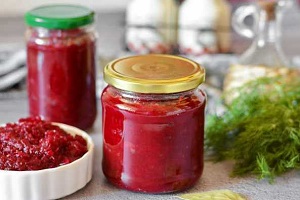 Икра из свеклы с томатной пастой