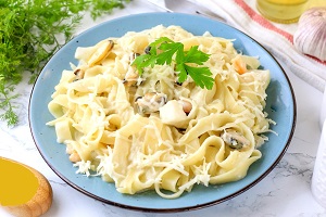 Сырно-сливочная паста с морепродуктами