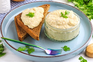 Форшмак из селедки с яблоком