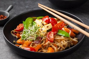 Лапша удон с овощами