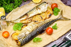 Скумбрия на соли с лимоном