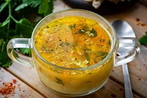 Суп с кукурузной крупой и курицей
