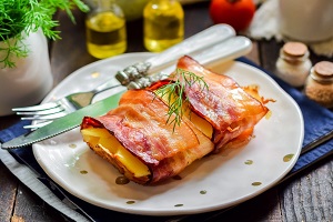 Картофельный мильфей с беконом