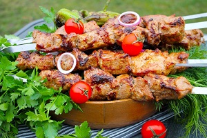 Шашлык из свинины в луковом маринаде