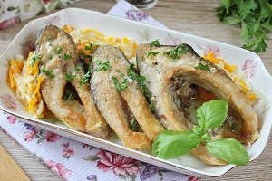 Карп в молоке в духовке