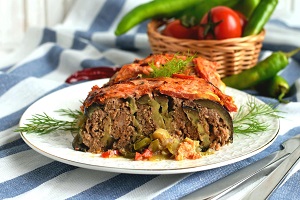 Кебабы в овощах по-турецки