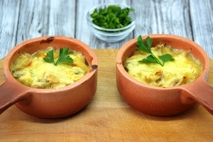 Кокот с грибами