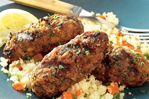 Куриный кебаб с кускусом