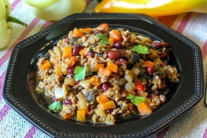 Острый фарш с овощами