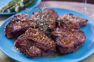 Отбивные из ягненка со специями