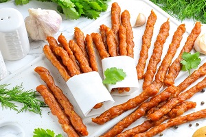 Закусочные колбаски Джерки из свиного фарша