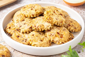 Печенье с жареным луком