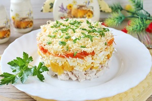 Салат с апельсинами курицей и корейской морковью