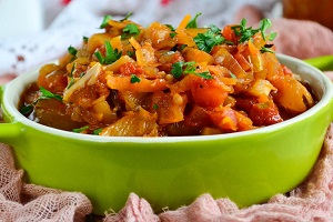 Икра из болгарского перца и помидор