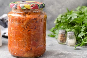 Маринованные шампиньоны с капустой
