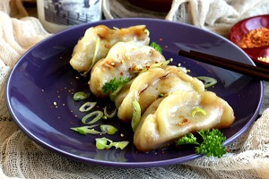 Пельмени по-китайски с уткой и шампиньонами