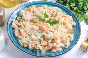 Брюшки семги с рисом
