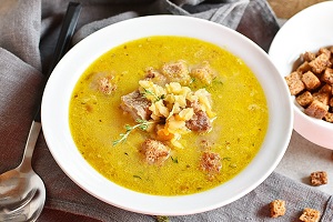 Гороховый суп на мясном бульоне