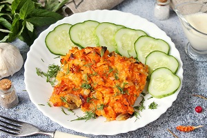 Треска с морковью и луком в духовке