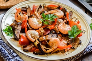 Баклажаны с креветками