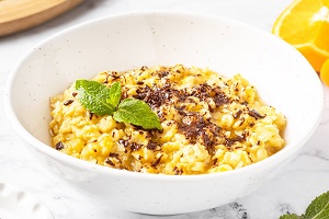Овсяная каша с шоколадом и апельсином