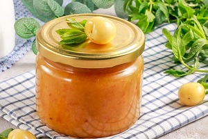 Джем из желтой черешни