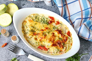 Пикша с кабачками в духовке