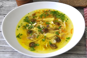 Куриная лапша с опятами
