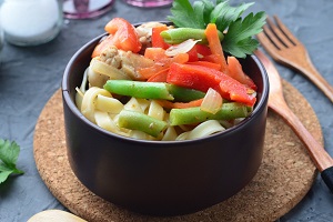 Лагман со стручковой фасолью