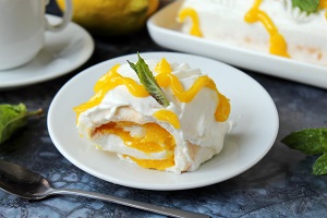 Меренговый рулет с лимонным курдом