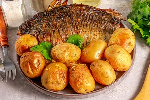Карп в сливках в духовке