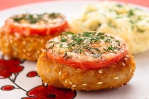 Котлеты с сыром и помидорами