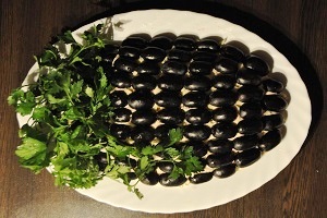 Салат Виноградная гроздь с копченой курицей