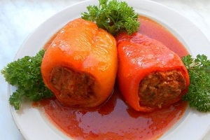 Фаршированный перец с фаршем и рисом