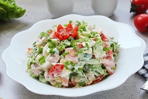 Салат куриный с пекинской капустой