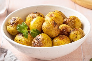 Картофель с мятой