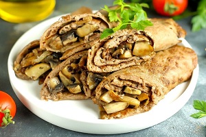 Печеночные блины с грибной начинкой