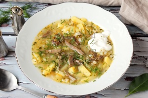Рассольник с говяжьими почками