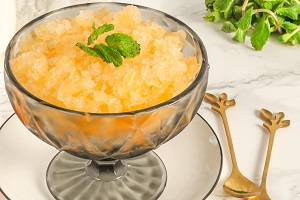 Сорбет из шампанского и сока цитрусовых