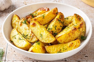 Картофель по-деревенски с чесноком