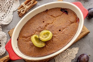 Миндальный пирог со сливами